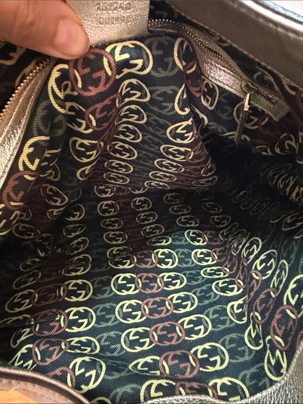 Gucci Interlocking G Britt Champagne Leather Hobo Shoulder Bag - Picture 10 of 13